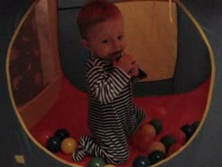 Dans ma tente à balles