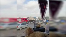 Şanlıurfa’da freni patlayan kamyon araçların arasına daldı