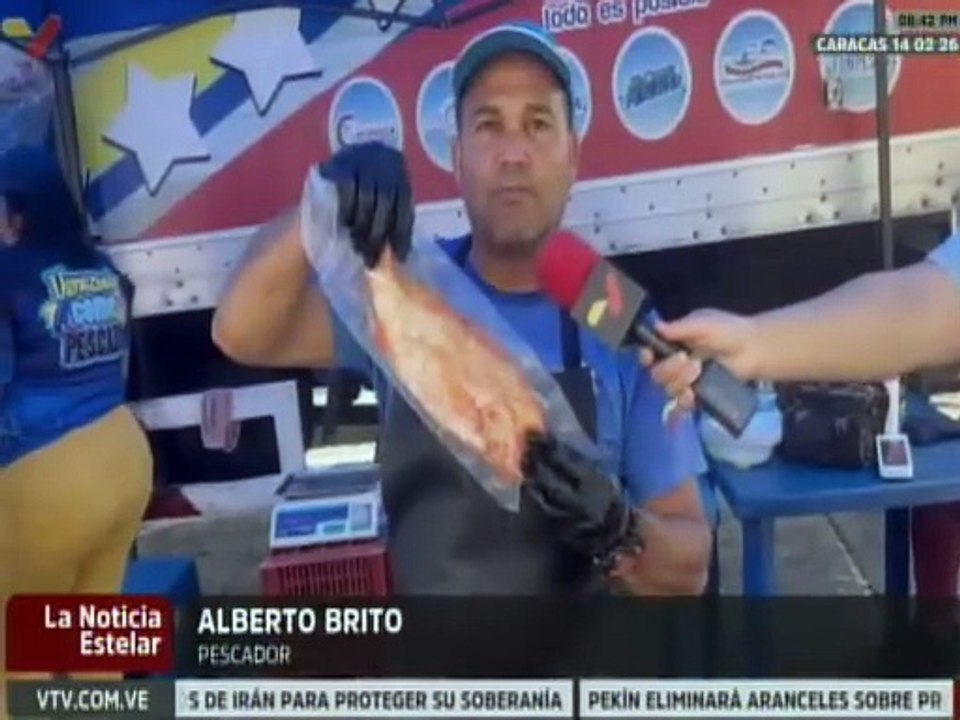 Caraqueños disfrutan de la increíble feria Venezuela Come Más Pescado a precios solidarios