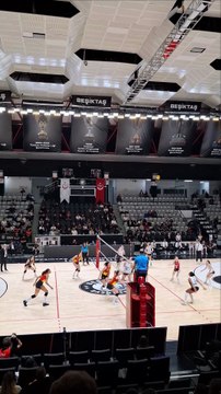 Üçüncü Set Sonucu - Beşiktaş 16-25 Göztepe - Vodafone Sultanlar Ligi 22. Hafta