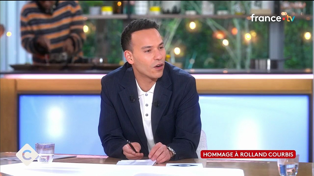 Face à Mohamed Bouhafsi, Olivia Courbis émue aux larmes en évoquant la mémoire de son père Rolland Courbis dans “C à vous”