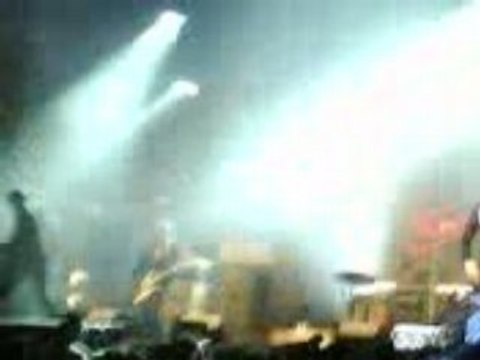 The Hives LIVE Papillons de nuit 2008 main offender