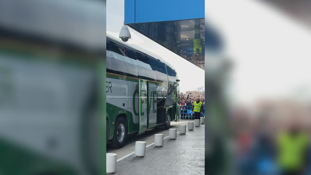 Llegada del Rayo Vallecano a Butarque para el Rayo Vallecano - Atleti
