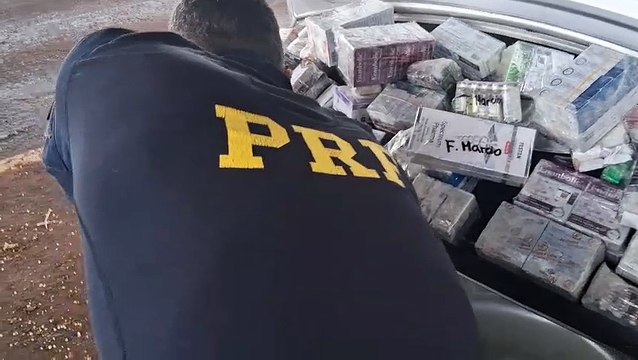 PRF apreende medicamentos estrangeiros e bloqueador de sinal durante fiscalização na BR-277 em Cascavel