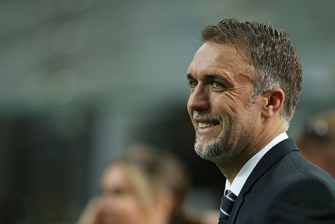 Una visita speciale per la Roma: abbracci e sorrisi per l'arrivo di Batistuta