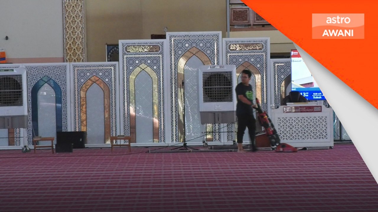 Warga kampus gotong-royong bersihkan Masjid UPM