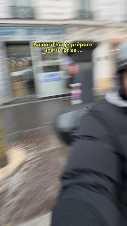 Regardez sa réaction, elle m’a dit oui !! 🥹🌹