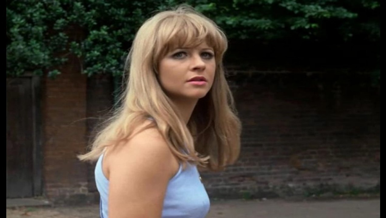 Actress Carol Dilworth Resemblance To Ringo Starr & Melissa Joan Hart? 1998 Sabrina Episode