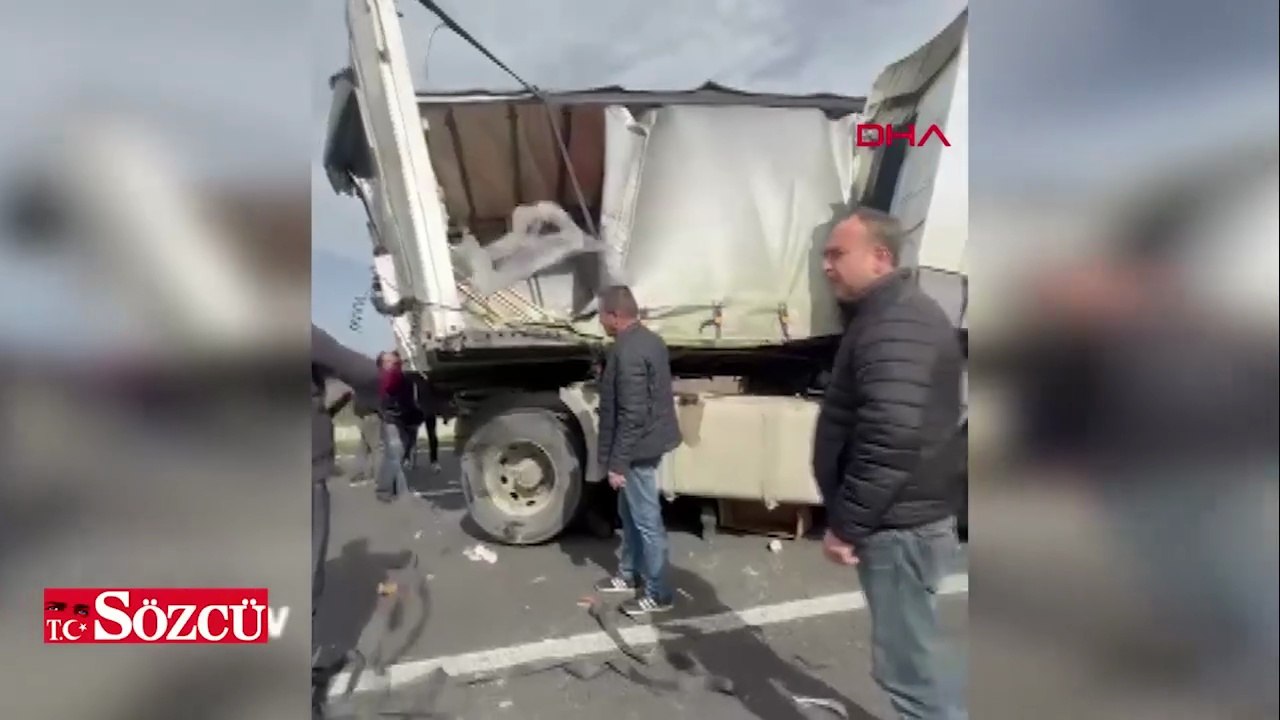 3 aracın karıştığı kazada ortalık savaş alanına döndü