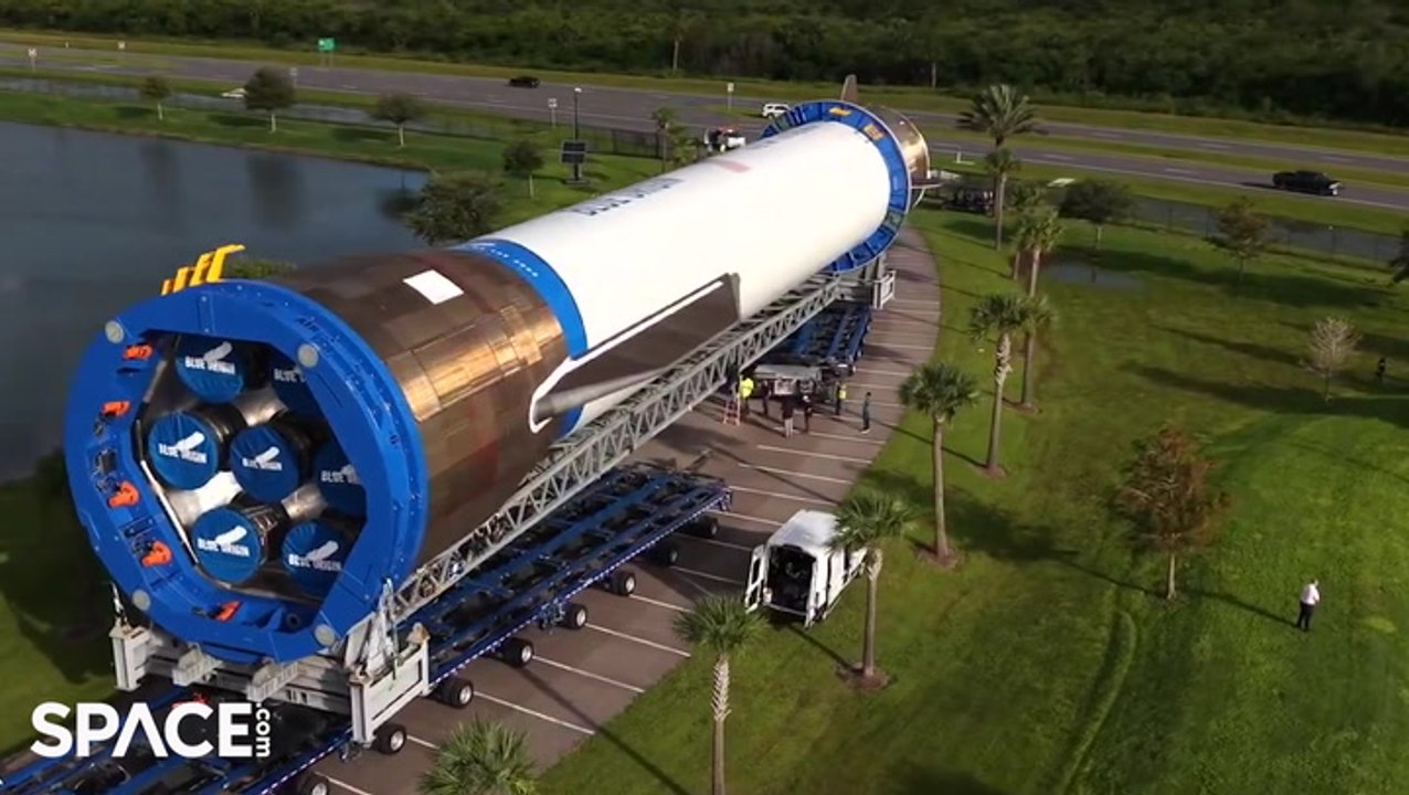 Blue Origin's Massive New Glenn Rocket On Move To Launch Pad - video ...