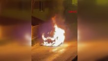 Avcılar'da otomobilindeki yangını pet şişedeki suyla söndürmeye çalıştı