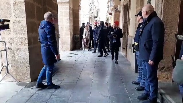 La premier Meloni è arrivata a Niscemi, sopralluogo nella zona della frana e vertice al Comune