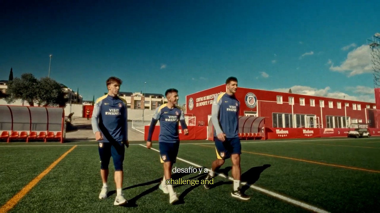 Barrios, Almada y Musso cambian el césped por el cristal para medirse a Fernando Belasteguín.