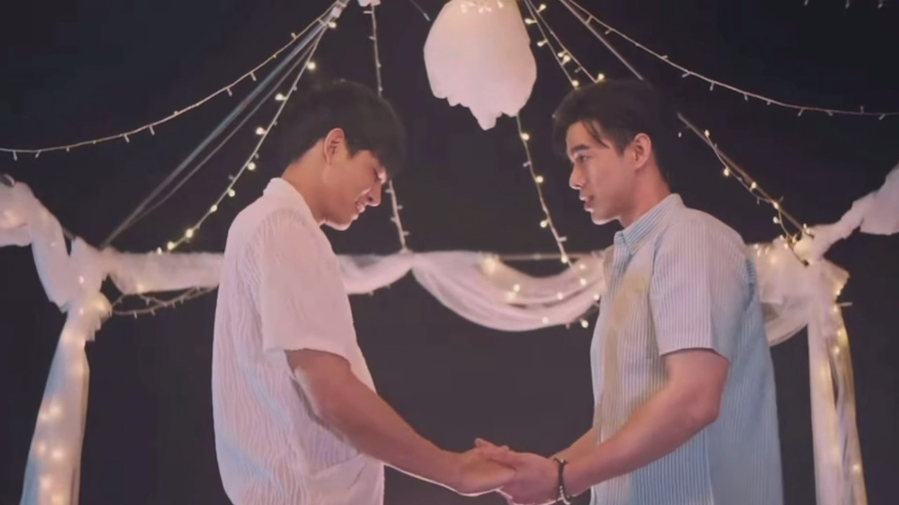 Poom Jai Tee Dai Rak - Official Music And Lyric Video - Till The World Ends