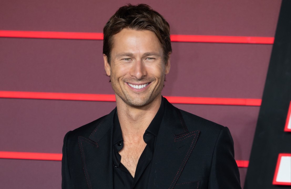 Glen Powell gibt verrückten Streich zu