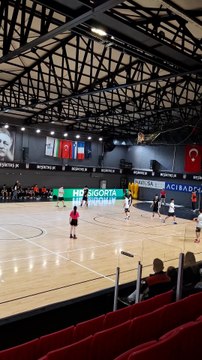 Maç Başlıyor - Beşiktaş v 07 Gazi - Erkekler Hentbol 1. Lig 14. Hafta