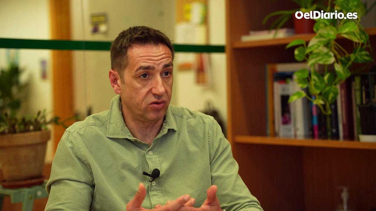 Emilio Delgado: "A veces se hacen defensas esencialistas de los inmigrantes o de la mujer, como si tuvieran que ser seres de luz"