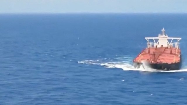 EE UU intercepta otro petrolero en el Índico por violar su bloqueo en el Caribe