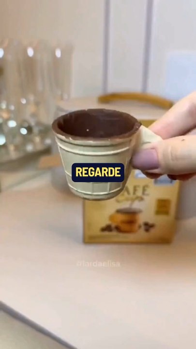 Si tu en as marre de dépendre de ton réseau, de la prospection ou de la chance pour trouver tes clients.Tu peux télécharger notre système d’acquisition offert sur unicoland.fr