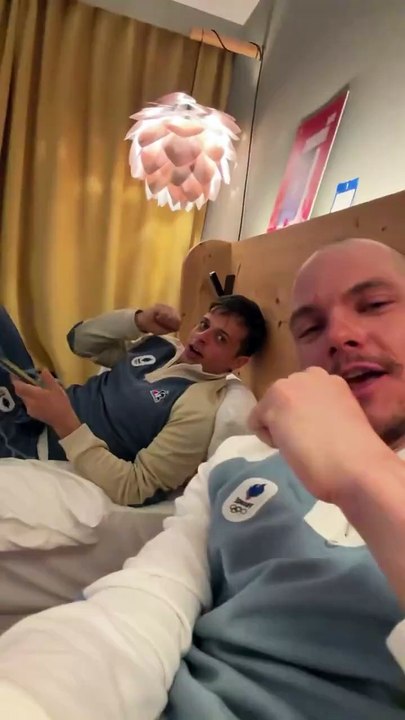 Soirée Fifa entre Français et Norvégiens à la veille du relais hommes - Biathlon - JO