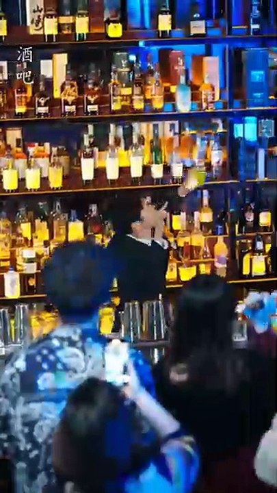 Six Years After the Breakup, He Thinks She's Dating a HackerIts His 5-Year - Old Genius Son!