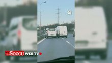 Bayrampaşa'da trafikte tartışan panelvan sürücüleri kaza yaptı