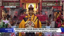 Perayaan Imlek di Jakarta dan Bandung, Umat Sembahyang dan Hormati Leluhur | KOMPAS SIANG