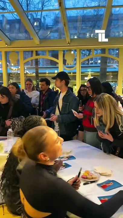 TL - Le premier contact des élèves de la Star Ac' avec les fans