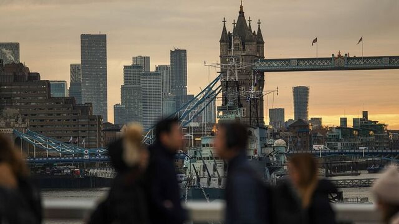 UK Jobless Rate Paves Way for Potential BOE Rate Cut