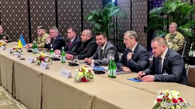 Riprendono a Ginevra i colloqui trilaterali Russia-Ucraina-Usa
