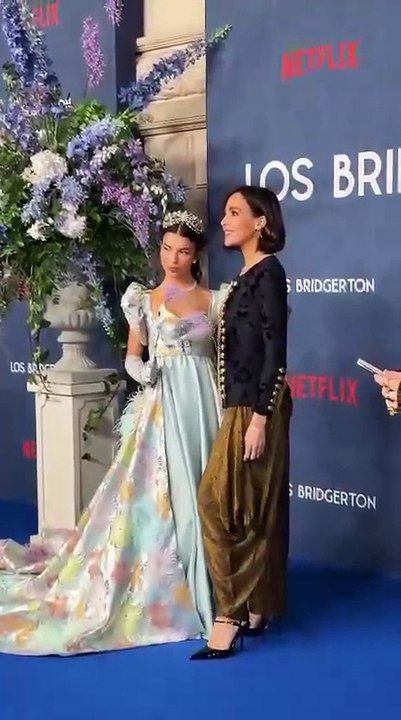 Elena Gortari y Rocío Osorno, en el baile de máscaras de los 'Bridgerton' en Madrid