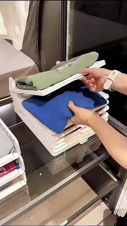 Layered Folding Clothes Storage Board Pants T-Shirt Organizer Rack