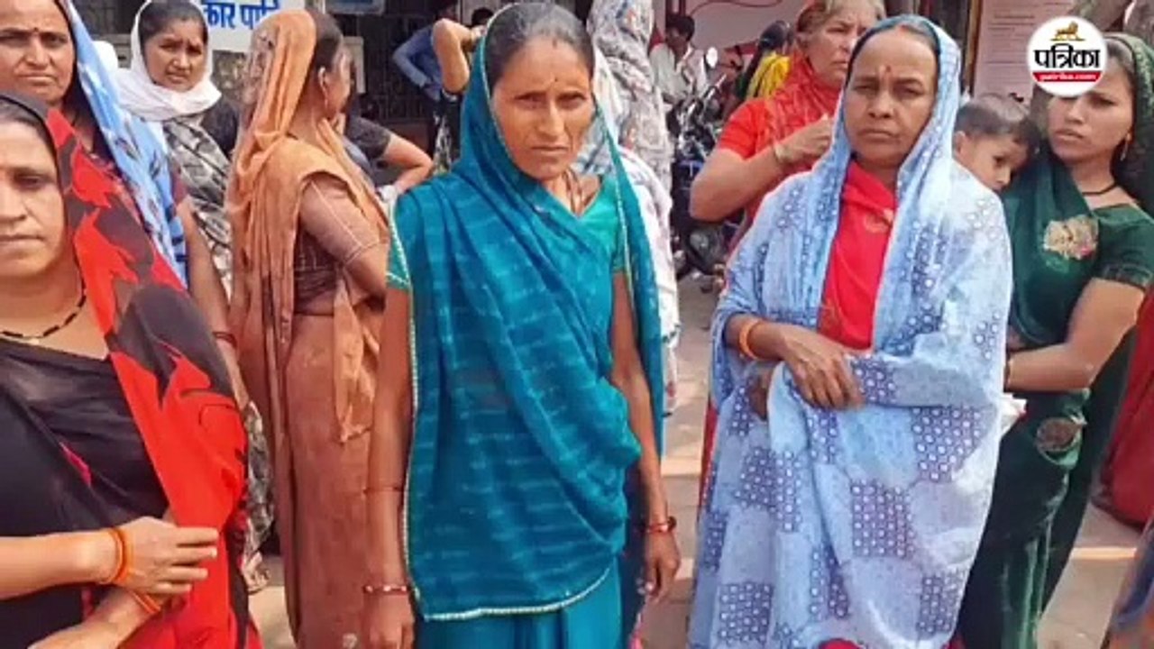 गांव में जल संकट की आहट, पानी के लिए भटक रही महिलाओं ने लगाई गुहार