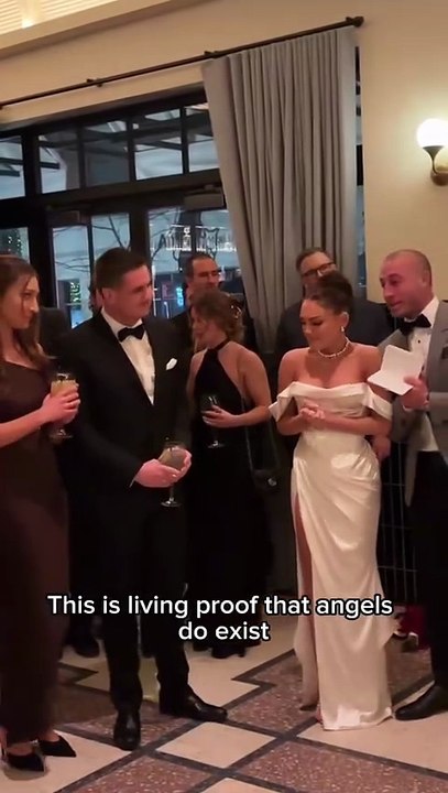 "Anjos existem". Noiva surpreende convidados com dador que lhe "deu vida"