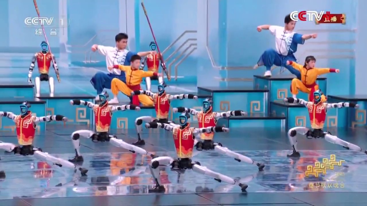 Robot umanoidi protagonisti di un’impressionante esibizione di arti marziali in Cina