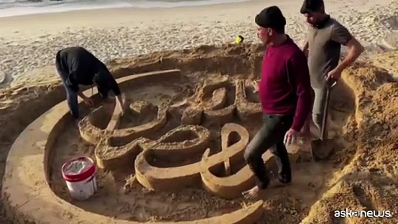 Spiaggia di Gaza, l'artista: vogliamo un Ramadan libero dalla guerra