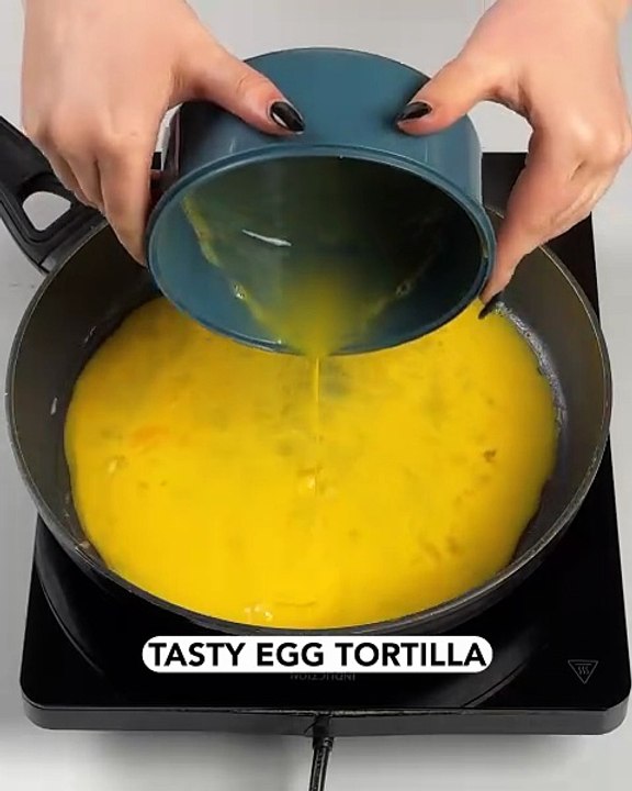 This tortilla trick is too good 🥚