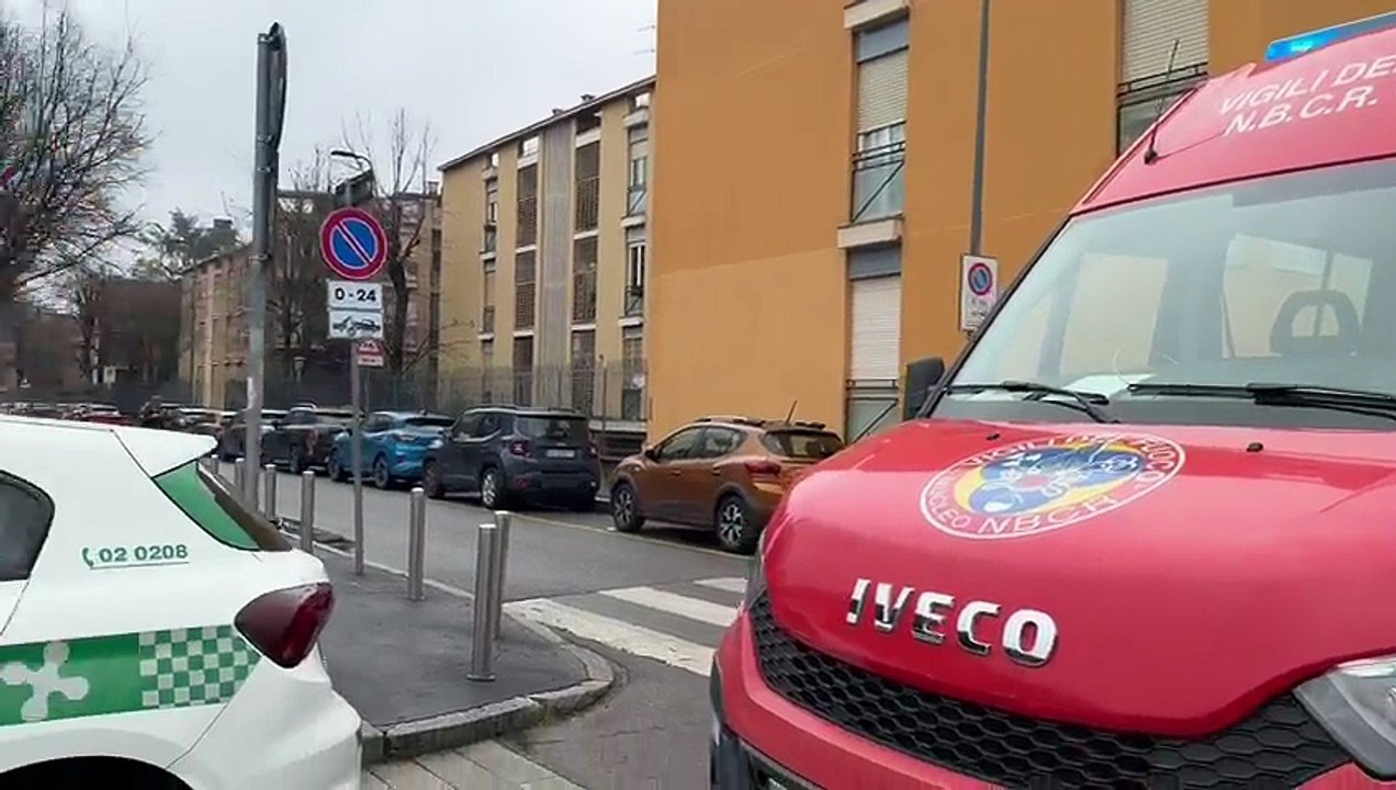Allarme al Liceo Stendhal di Milano: 12 bambini si sentono male in sala mensa