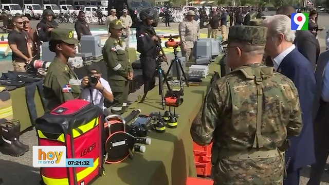 Presidente Abinader entrega nuevo armamento y vehículos blindados a las Fuerzas Armadas | Hoy Mismo