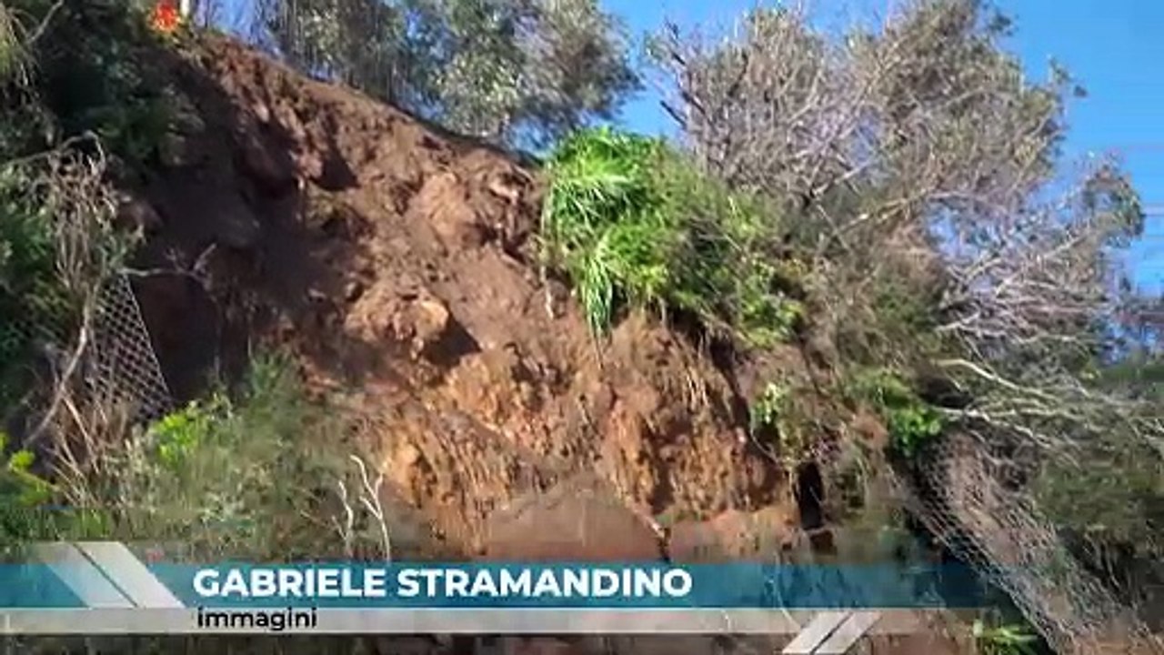 Dopo la pioggia la frana, statale 113 chiusa a Spartà