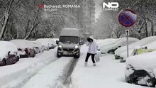 Σφοδρή χιονόπτωση στο Βουκουρέστι, σοβαρά προβλήματα στις μετακινήσεις