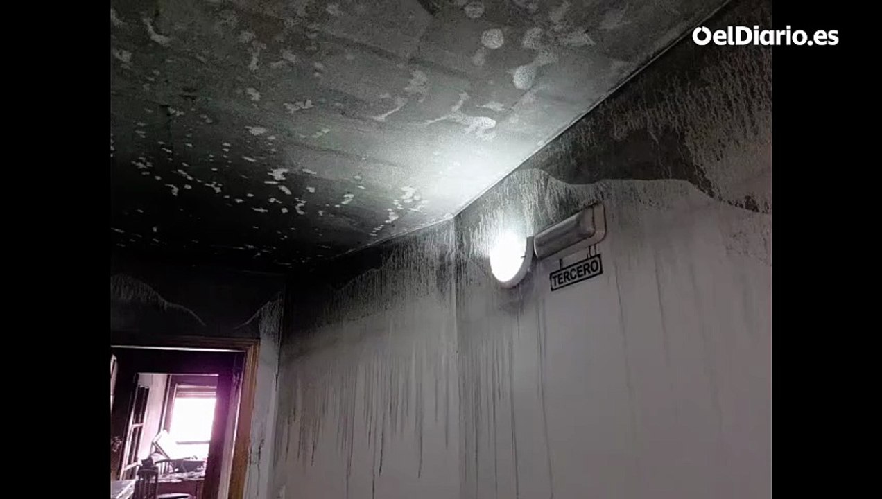 La "película de miedo" que denuncia un bombero murciano tras un incendio: "No tenemos vehículos de altura"