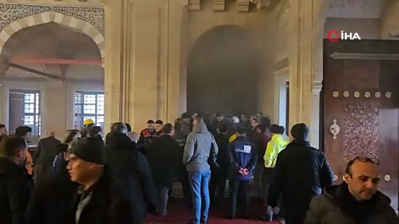 Selimiye Camii'nde ilk namazda yangın