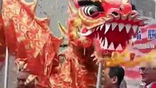 El barrio chino de Nueva York recibe el Año del Caballo con danza y petardos.