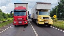 Trecho da BR-163 fica parcialmente interditado após caminhão apresentar falha mecânica