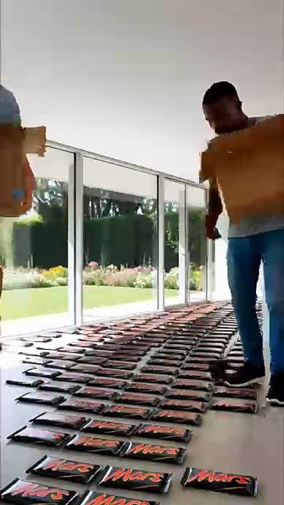 INSANE Room TRANSFORMED with MARS CHOCOLATE FLOOR 😱✨ | Epoxy Magic! #interiordesign