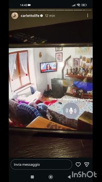 Carletto Life story saluti ai nonni da dubai