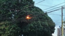 Incêndio em fiação exige desligamento de energia no Centro