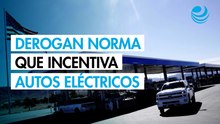 Trump deroga norma que incentiva producción de autos eléctricos por ahorro de combustible
