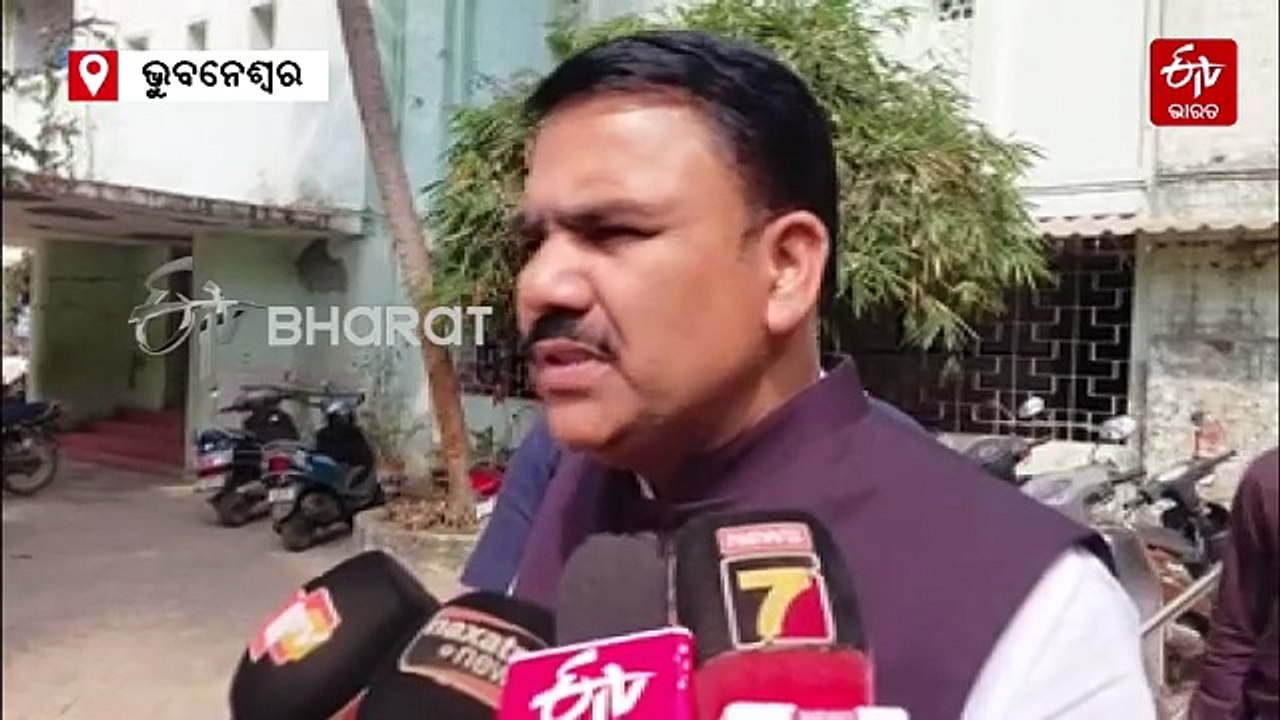 ପରୀକ୍ଷା କେନ୍ଦ୍ର ବୁଲିଲେ ଗଣଶିକ୍ଷା ମନ୍ତ୍ରୀ: କହିଲେ, ଉପାନ୍ତ ଅଞ୍ଚଳର ପିଲା ପରୀକ୍ଷା କେନ୍ଦ୍ରକୁ ଆସିବା ଉପରେ ଗୁରୁତ୍ୱ ଦିଆଯିବ